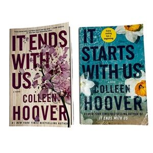 Colleen Hoover Trade Paperback Books Lot/2 “It Ends With Us”/“It Starts With Us”